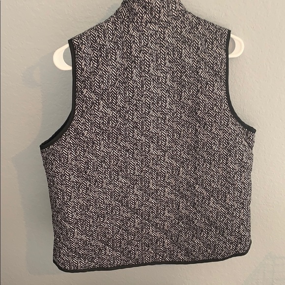 Vest - Picture 4 of 4